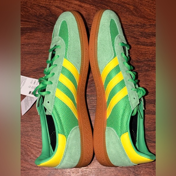 Adidas size 11 - Picture 10 of 14